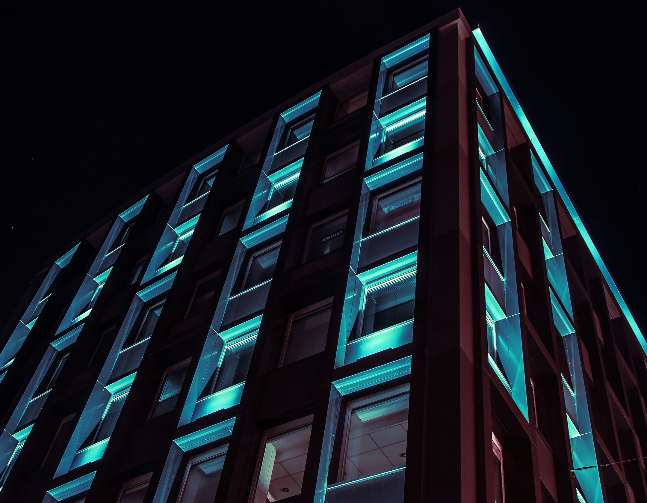 Architectural features, Strategic Lighting